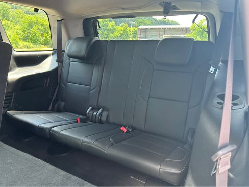 Used 2018 Chevrolet Tahoe LT image 11