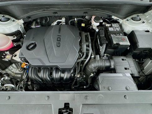 Used 2023 Hyundai Santa Fe SEL image 10