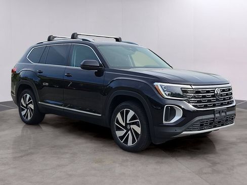Certified 2024 Volkswagen Atlas SEL AWD/4WD image 3