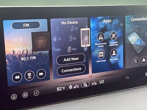 New 2026 Nissan Sentra SR FWD image 19