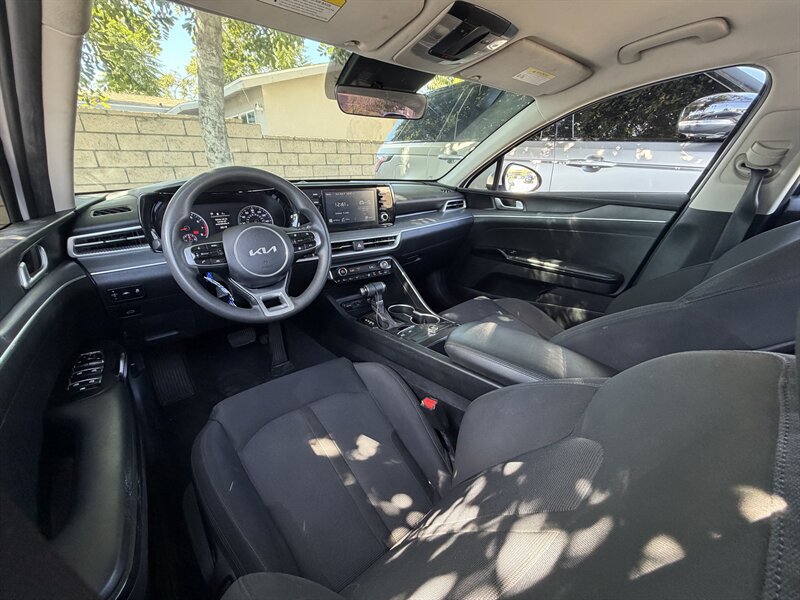 Used 2022 Kia K5 LXS FWD image 10