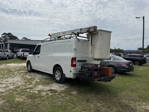 Used 2020 Nissan NV 3500 SV RWD image 5