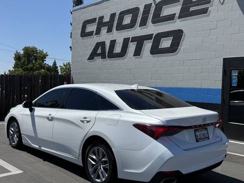 Used 2019 Toyota Avalon XLE w/ Carpet Mat Package FWD image 24