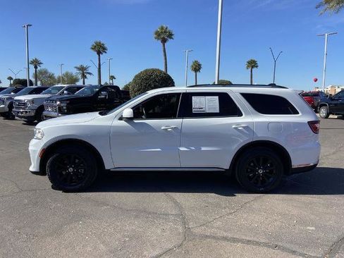 Used 2022 Dodge Durango SXT image 4