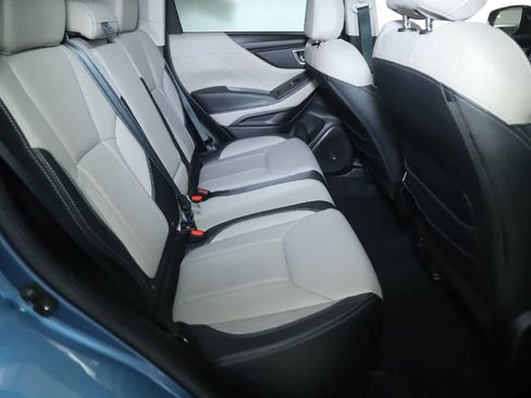Used 2023 Subaru Forester Limited image 36
