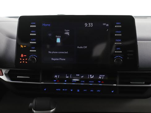 Used 2022 Toyota Sienna XLE FWD image 16