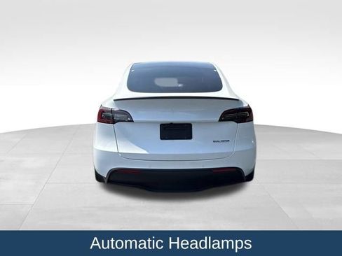 Used 2022 Tesla Model Y Performance AWD/4WD image 7