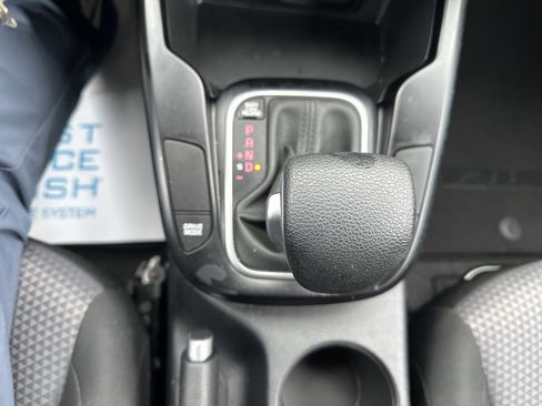 Used 2022 Kia Soul LX image 24