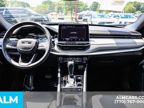 Used 2025 Jeep Compass Limited AWD/4WD image 29