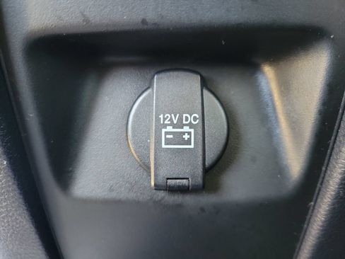 Used 2018 Dodge Journey SE FWD image 13
