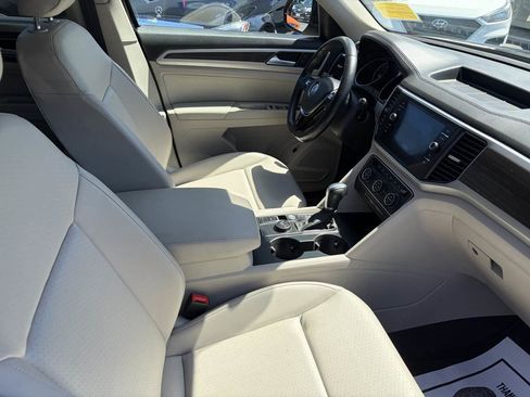 Used 2018 Volkswagen Atlas SE AWD/4WD image 27