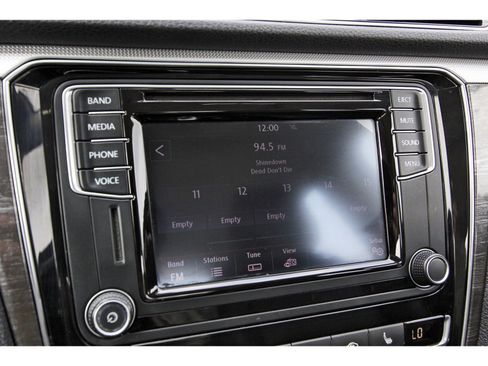 Used 2016 Volkswagen Passat 1.8T SE image 23