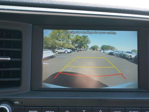 Used 2020 Hyundai Elantra SEL w/ Cargo Package (C1) FWD image 12
