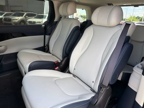 New 2026 Kia Carnival SX Prestige FWD image 19