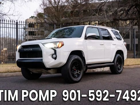 Used 2017 Toyota 4Runner TRD Pro image 1