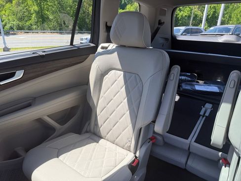 New 2026 Volkswagen Atlas SEL Premium R-Line AWD/4WD image 29