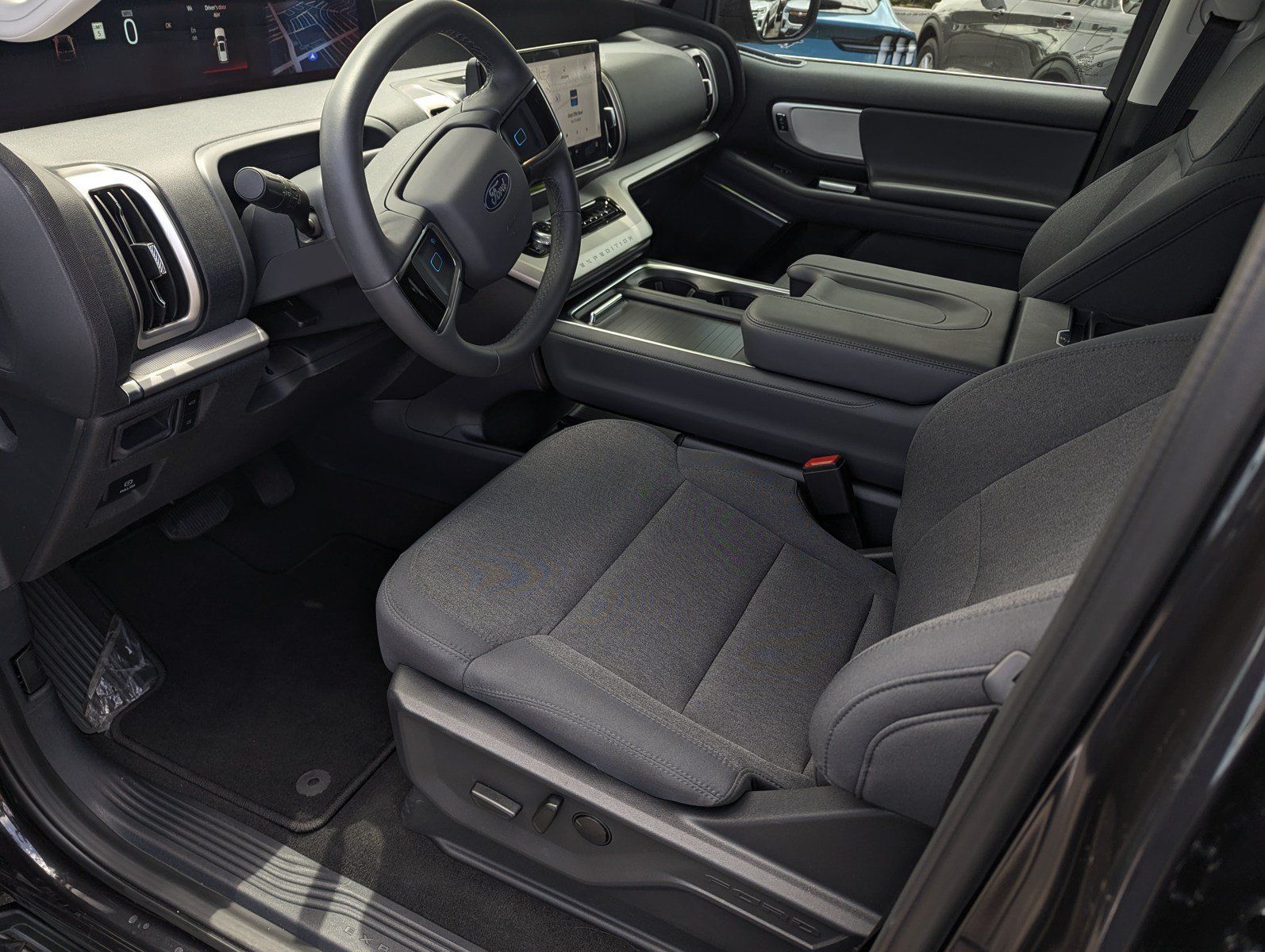 New 2026 Ford Expedition Active RWD image 10