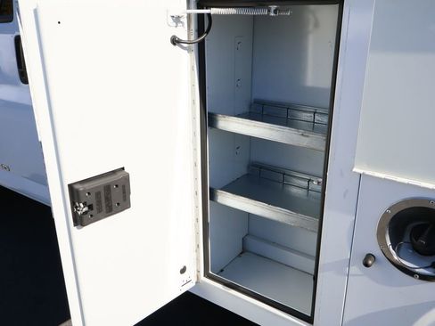 Used 2023 GMC Savana 3500 w/ Power Convenience Package image 21