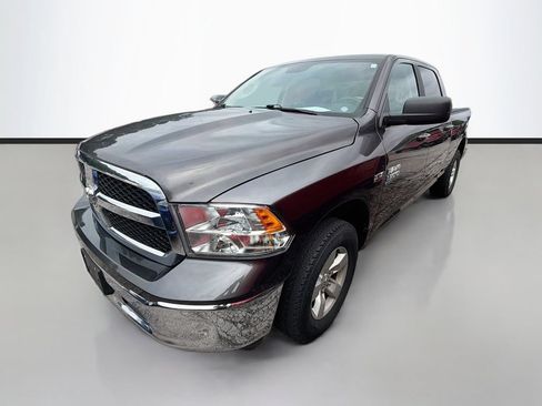 Used 2021 RAM 1500 Classic SLT AWD/4WD image 5