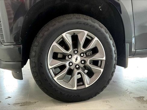 Used 2022 Chevrolet Silverado 1500 RST image 7