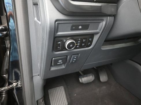 Used 2025 Ford F150 Raptor image 13