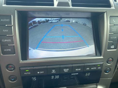 Used 2014 Lexus GX 460 w/ Premium Package image 17