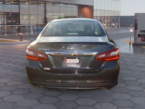 Used 2018 Nissan Altima 2.5 S w/ S Convenience Package image 6