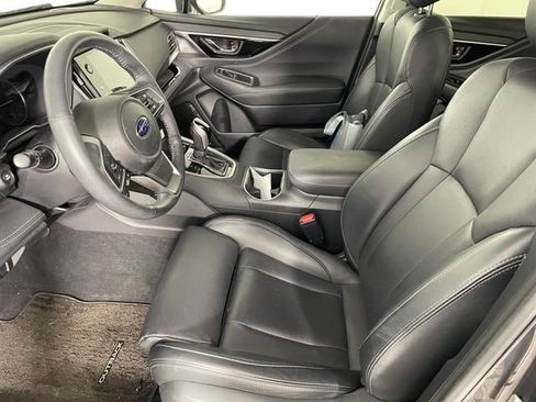 Used 2020 Subaru Outback Limited AWD/4WD image 2