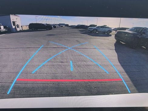 Used 2024 Toyota Venza Nightshade image 23