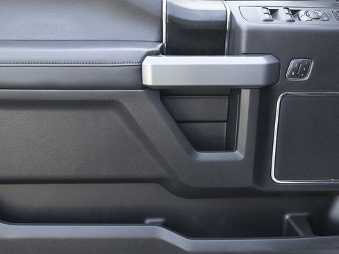 Used 2019 Ford F450 Platinum w/ Platinum Ultimate Package image 12