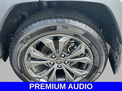 Used 2023 Toyota RAV4 XLE Premium image 13