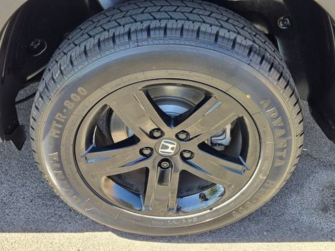Certified 2023 Honda Ridgeline Black Edition image 11