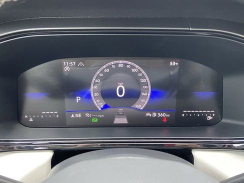 Used 2025 Volkswagen Taos S image 15