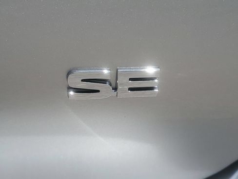 New 2026 Mitsubishi Outlander SE AWD/4WD image 36