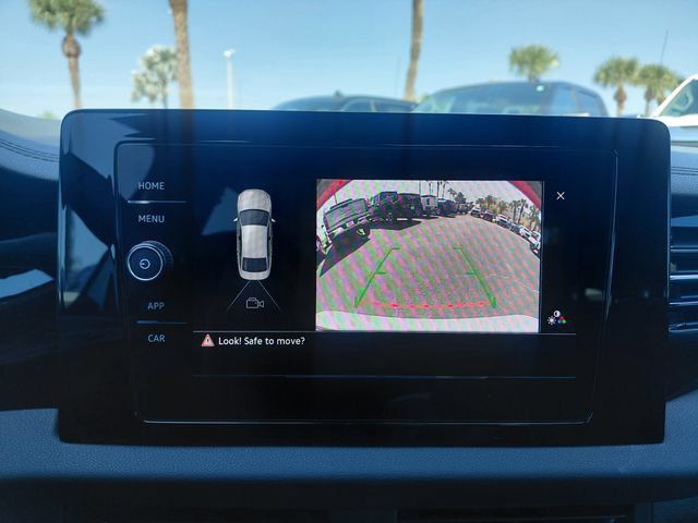Used 2025 Volkswagen Jetta Sport FWD image 21