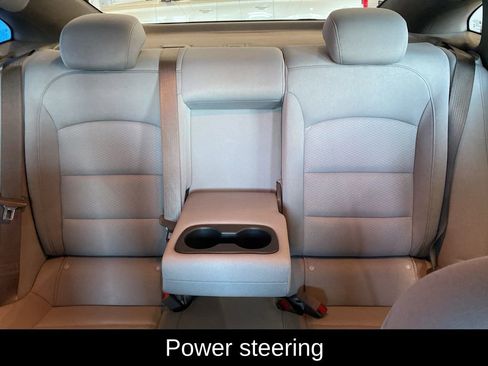 Used 2024 Chevrolet Malibu LT image 14