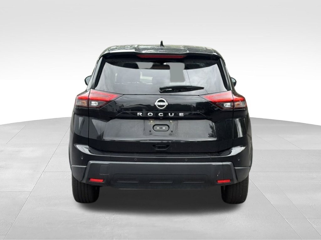 Certified 2025 Nissan Rogue SV FWD image 5