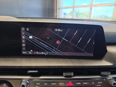 Certified 2023 Kia Telluride EX w/ EX Captain's Chair Package FWD image 27