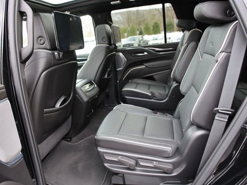 Used 2021 Cadillac Escalade Sport w/ Driver Assist Tech Package image 25