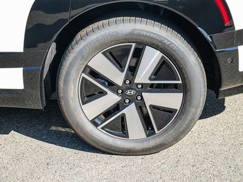 New 2026 Hyundai Ioniq 9 SEL AWD/4WD image 12