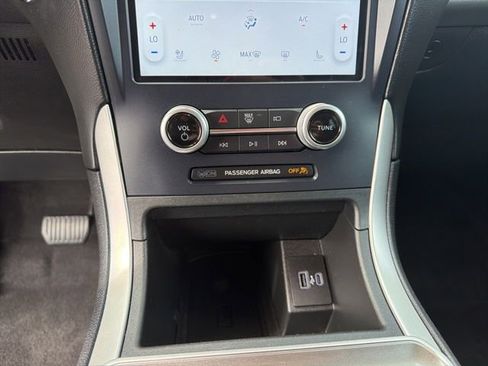 Used 2023 Ford Edge SEL w/ Convenience Package AWD/4WD image 13