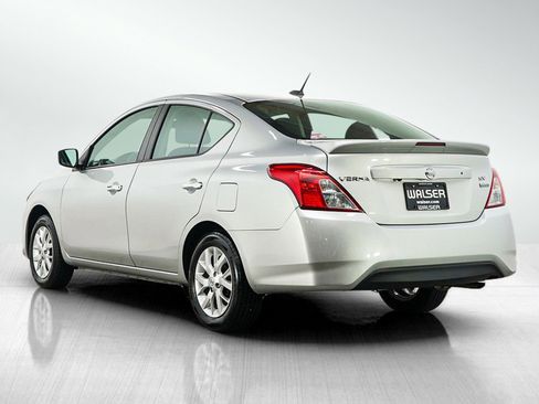 Used 2018 Nissan Versa SV w/ SV Special Edition Package FWD image 3