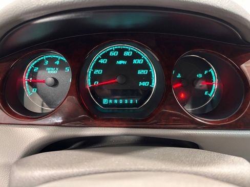 Used 2009 Buick Lucerne CXL w/ Driver Confidence Package image 15