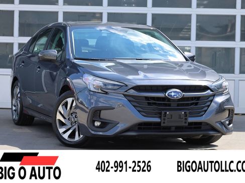 Used 2023 Subaru Legacy Limited image 1