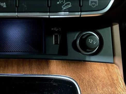 Used 2023 Audi Q5 2.0T Premium Plus w/ Premium Plus Package AWD/4WD image 33