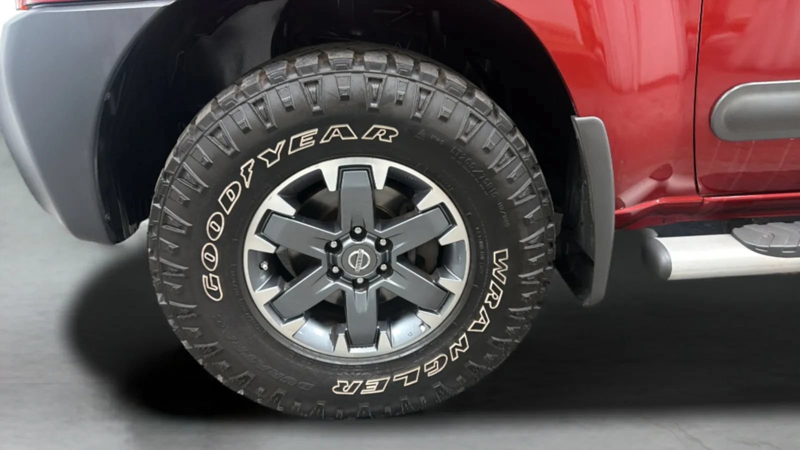 Used 2015 Nissan Xterra PRO-4X w/ Nevada Tow Package AWD/4WD image 28