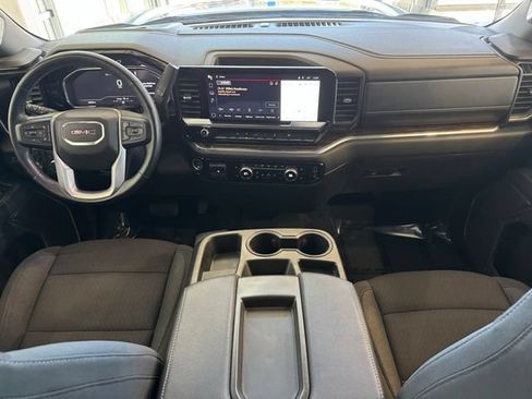 Certified 2024 GMC Sierra 1500 Elevation w/ LPO, Elevation Black Package AWD/4WD image 7