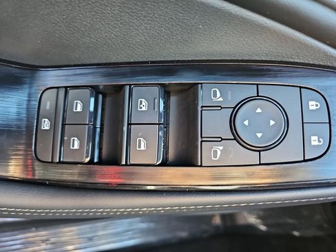 New 2026 Nissan Rogue SV FWD image 31