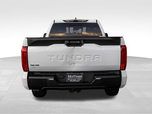Used 2023 Toyota Tundra SR5 w/ SR5 Convenience Package AWD/4WD image 8
