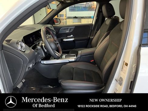 Used 2026 Mercedes-Benz GLB 250 4MATIC image 10